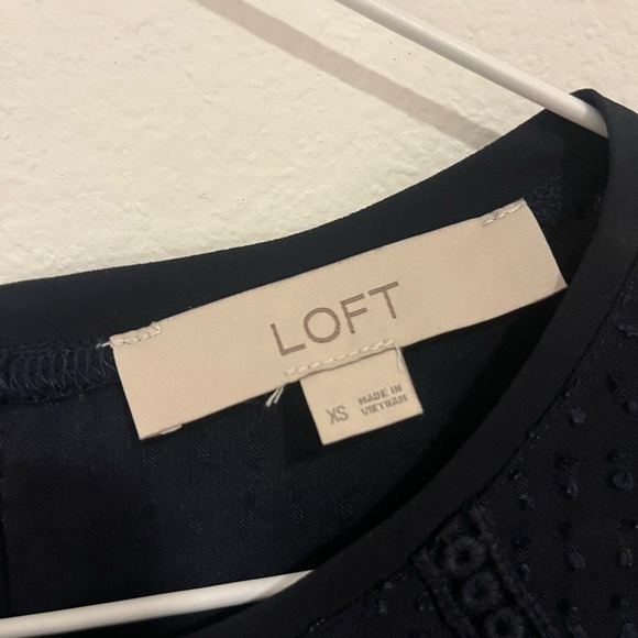 Loft Navy Shell Blouse - Picture 3 of 4